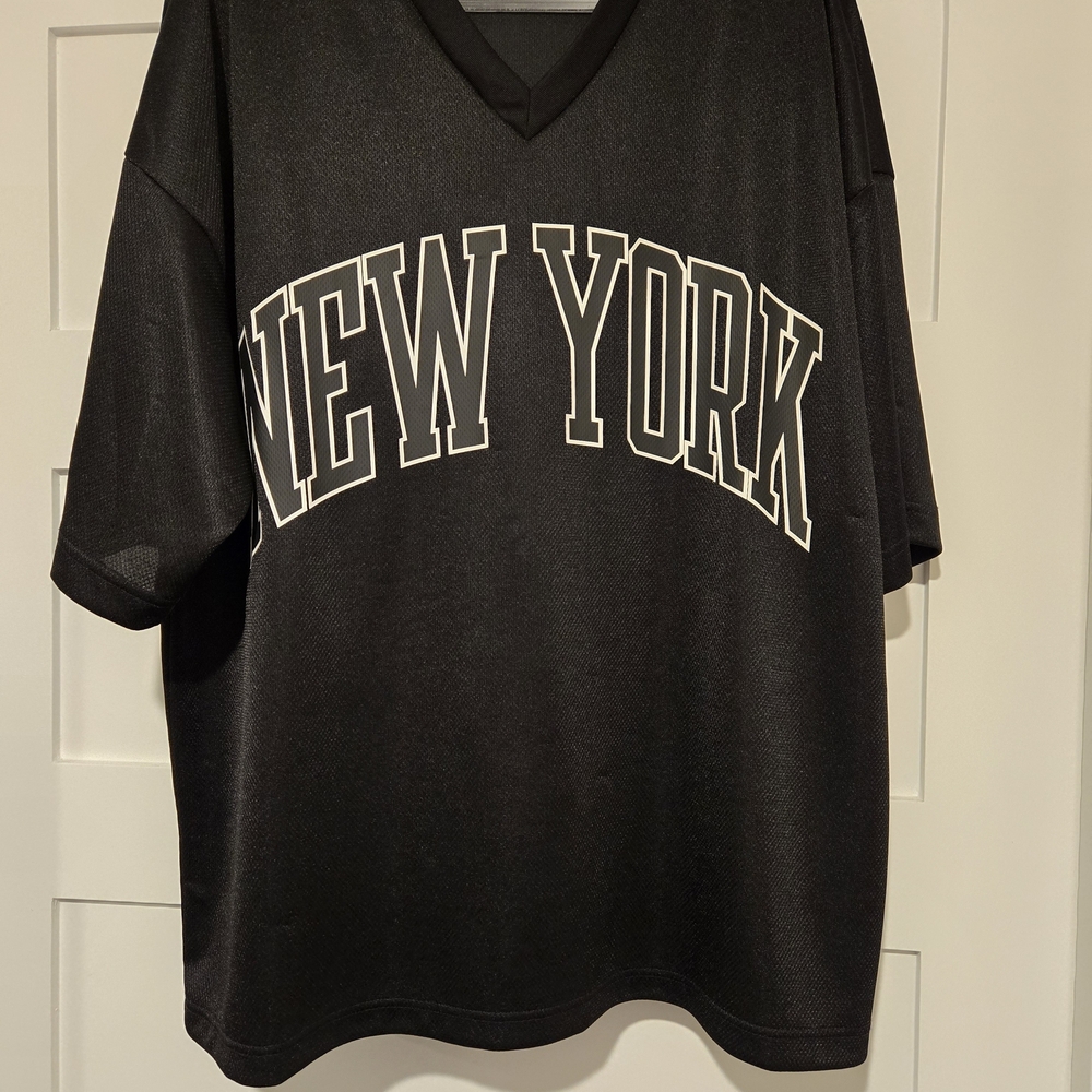 H&M Black Oversized Jersey Style V Neck T-Shirt Streetwear NYC